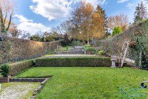 Photo 21- click for photo gallery